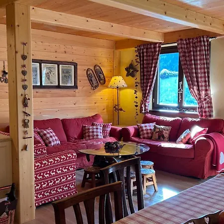 Courmayeur Warm Chalet Con Parcheggio Privato E Giardino شقة *