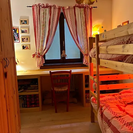 Courmayeur Warm Chalet Con Parcheggio Privato E Giardino شقة