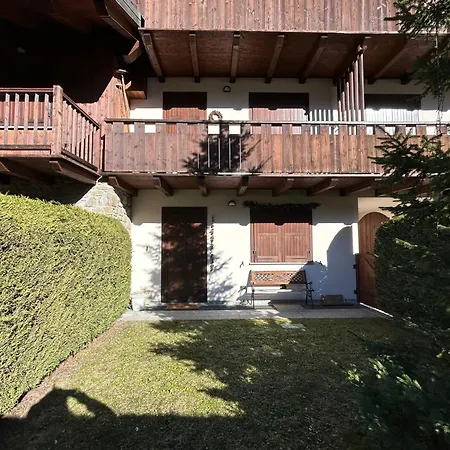 Courmayeur Warm Chalet Con Parcheggio Privato E Giardino